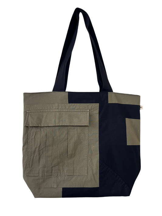 NYLON CARGO TOTE